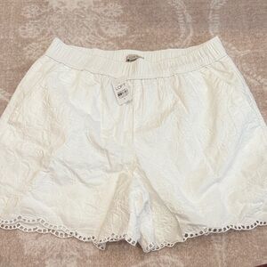 LOFT Women's White Lace Trim Shorts NWT